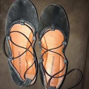 Black flats